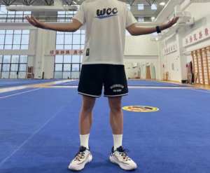 Giay Nike ACG Mountain Fly 2 Low 'White Bright Mandarin' DV7903-001