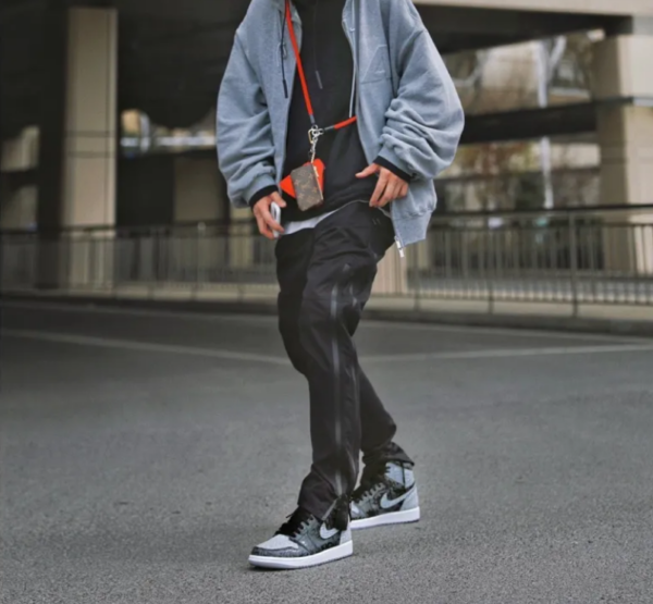 Giày Nike Air Jordan 1 Retro High OG 'Rebellionaire' 555088-036 - Ảnh 13