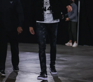 Alternative view of Giày Air Force 1 '07 LV8 'Double Swoosh Black White' CT2300-001