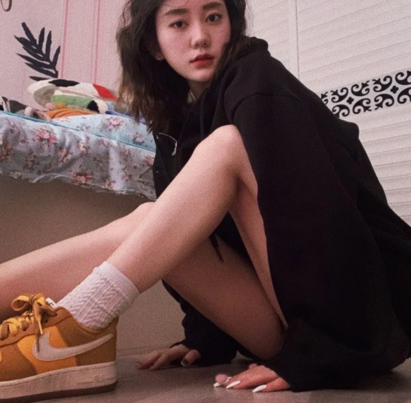Giày Nike Wmns Air Force 1 '07 SE 'First Use University Gold Gum' DA8302-700 - Ảnh 3