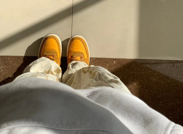 Giày Nike Wmns Air Force 1 '07 SE 'First Use University Gold Gum' DA8302-700 - Ảnh 4