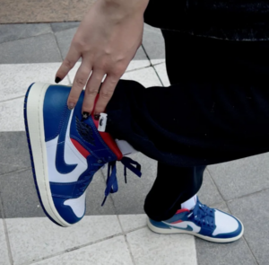 Giay Nike Air Jordan 1 Mid 'French Blue' BQ6472-146