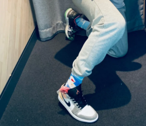 Giay Nike Air Jordan 1 Low SE GS 'Flight Club' DX4374-008