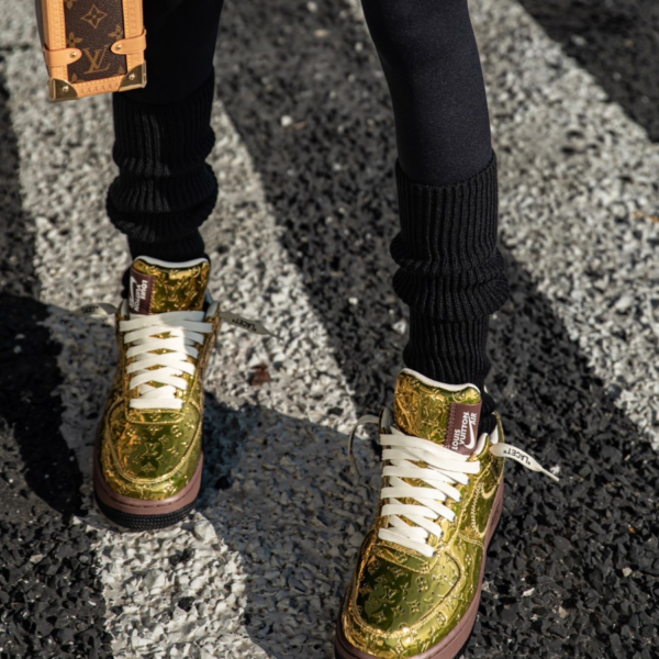 Giay Nike Air Force 1 Low x Louis Vuitton 'Metallic Gold'