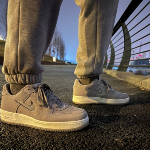 Giay Nike Air Force 1 Jewel 'The Month Light Smoke Grey' DV0785-003