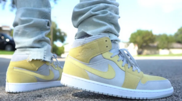 Giày Nike Air Jordan 1 Mid SE 'Tan Grey' DA4666-001 - Ảnh 6