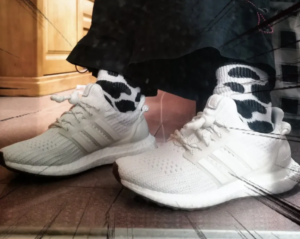 Giay Adidas Ivy Park x UltraBoost 4.0 'White Gum' GX5370