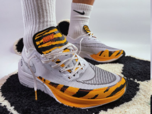 Giày Nike ZoomX Vaporfly NEXT% 2 'BRS Tiger' DM7601-100