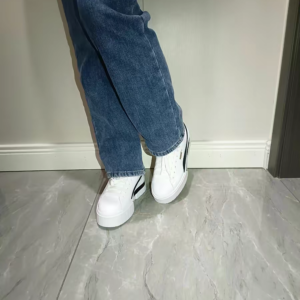 Giay Puma Mayze 'White Black' 381983-01