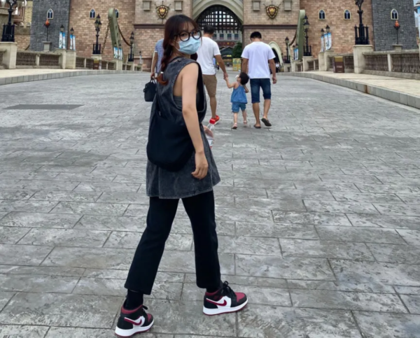 Giày Nike Air Jordan 1 Mid 'Bred Toe' 554725-066 - Ảnh 3