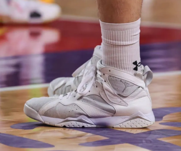 Giày Nike Air Jordan 7 Retro 'Pure Platinum' 304775-120 - Ảnh 5