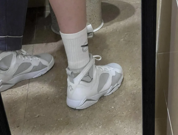 Giày Nike Air Jordan 7 Retro 'Pure Platinum' 304775-120 - Ảnh 9