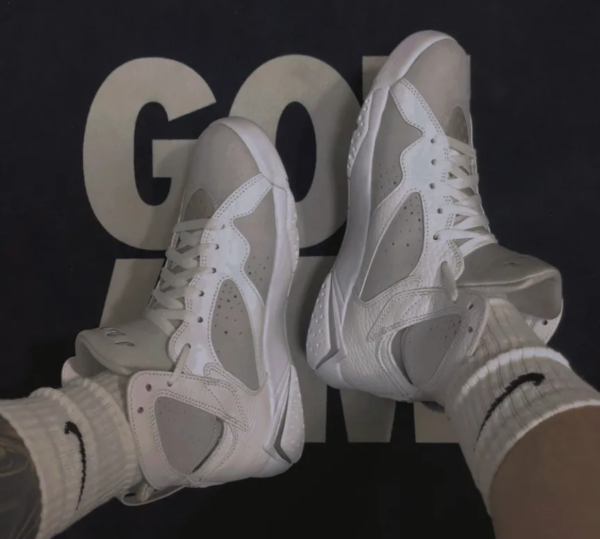 Giày Nike Air Jordan 7 Retro 'Pure Platinum' 304775-120 - Ảnh 7