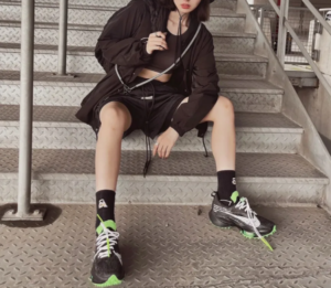 Giay Nike Air Zoom Tempo Next% Flyknit Off-White 'Black' CV0697-001