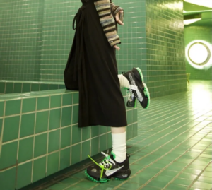 Giay Nike Air Zoom Tempo Next% Flyknit Off-White 'Black' CV0697-001