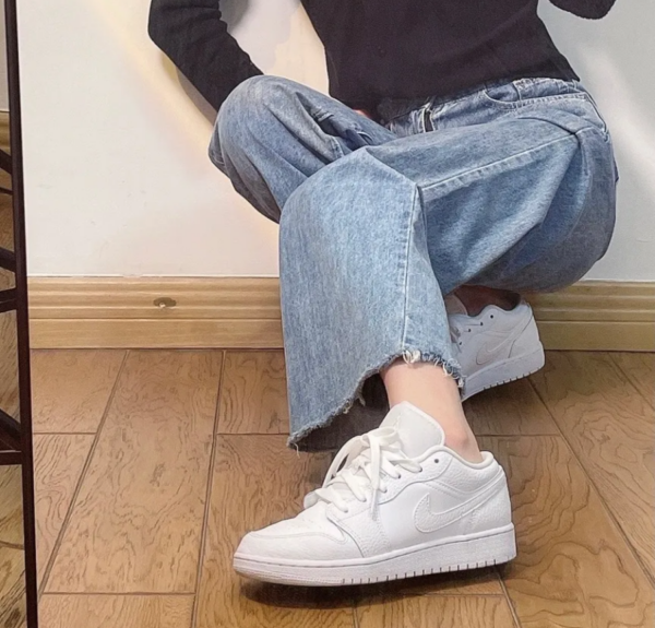Giày Nike Air Jordan 1 Low 'All White' 553560-130 - Ảnh 7