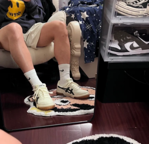 Giay Asics Court MZ 'Cream Black Gum' 1203A127-750