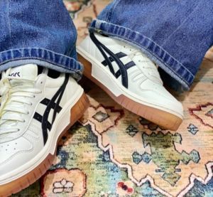 Giay Asics Court MZ 'Cream Black Gum' 1203A127-750