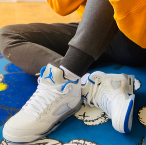 Alternative view of Giày Nike Air Jordan 5 Retro GS 'Stealth 2.0' 440888-140