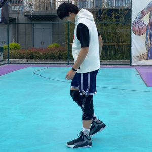 Giay Nike Air Zoom G.T. Jump 'Own Space' DC9039-001