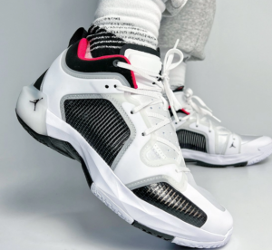 Giay Nike Air Jordan XXXVII Low PF 'White Black Siren Red' DQ4123-100