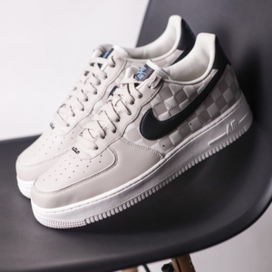 Giay Nike Air Force 1 LeBron James 'Strive For Greatness' DC8877-200