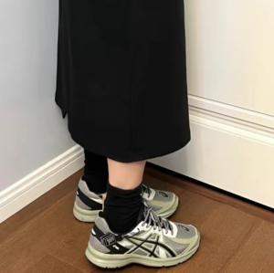 Giay Asics Jog 100S 2E Wide 'Sheet Rock Black' 1201A715-020