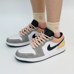 Giay Nike Air Jordan 1 Low SE ‘Flight Club’ DX4334-008