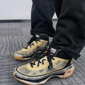 Giay Nike Air Jordan 37 PF x Jayson Tatum 'Tattoo' DZ0811-200