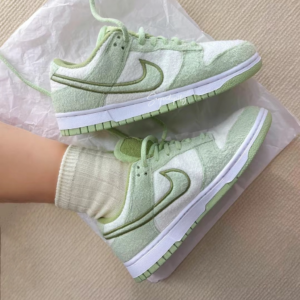 Giay Nike Dunk Low SE Fleece Pack ‘Honeydew’ DQ7579-300