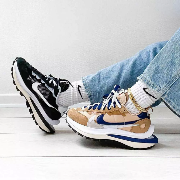 Giày Nike Sacai x VaporWaffle 'Black White' CV1363-001 - Ảnh 2