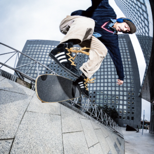 Giay Adidas Sneeze x Superskate 'Black Golden Beige' IF2703