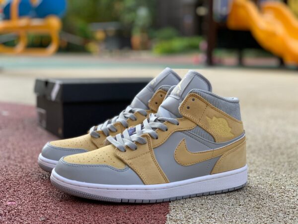 Giày Nike Air Jordan 1 Mid SE 'Tan Grey' DA4666-001 - Ảnh 9