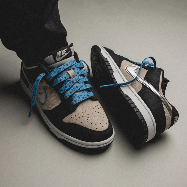 Giay Nike Dunk Low Light 'Bone Metallic Silver' DZ4712-001