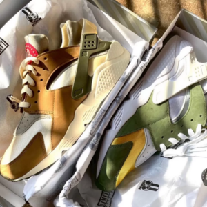 Alternative view of Giày Nike Stussy x Air Huarache LE 'Dark Olive' 2021 DD1381-300