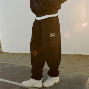 Giay Nike Air Penny 2 'Stussy Fossil' DQ5674-200