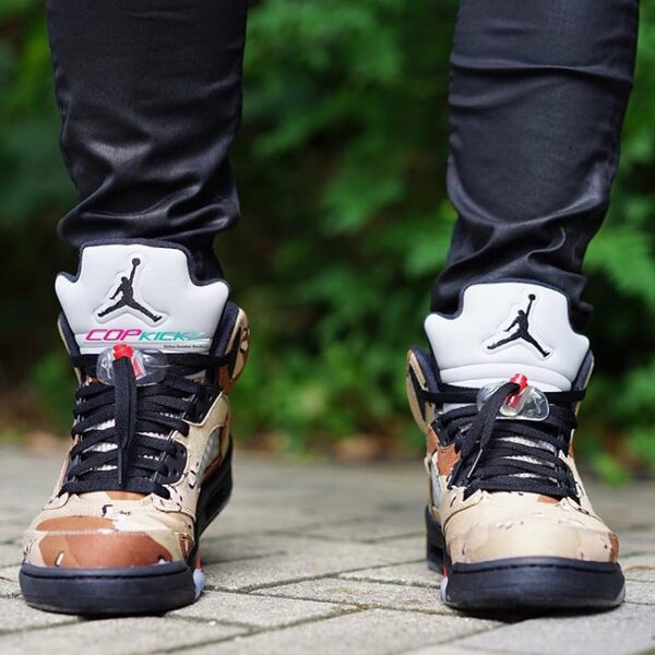 Giày Nike Supreme x Air Jordan 5 Retro 'Desert Camo' 824371-201 - Ảnh 3