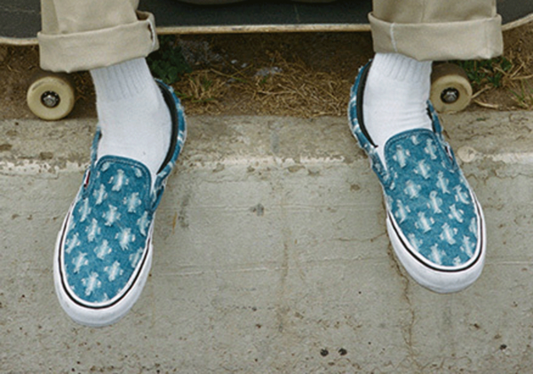 Giày Vans Supreme x Slip-On 'Blue Hole Punch Denim' VN0A38DD2DD - Ảnh 2