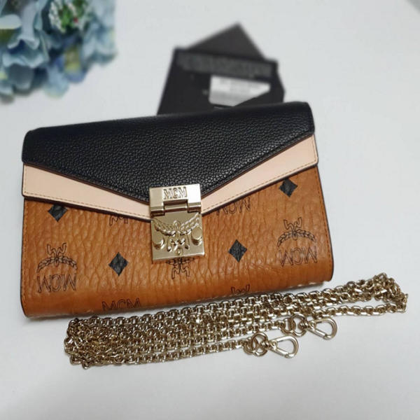 Túi MCM Patricia Crossbody Wallet Black Cognac Pink MYL9APA34BK001 - Ảnh 4