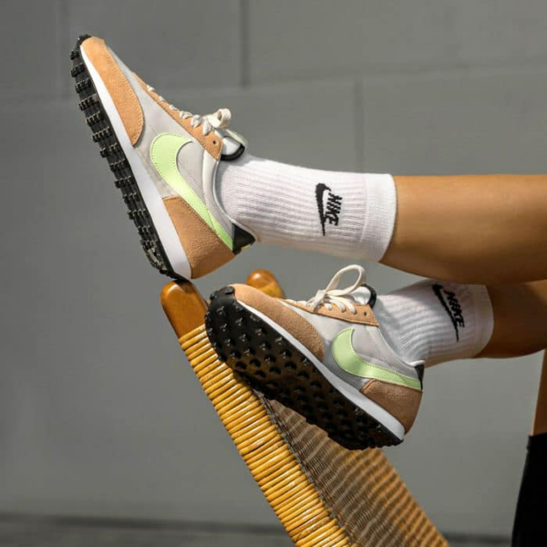 Giày Nike Wmns Daybreak 'Light Bone Barely Volt' CK2351-006 - Ảnh 3
