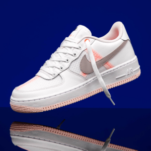 Alternative view of Giày Nike Air Force 1 LV8 1 GS 'White Hyper Crimson' AV0743-100