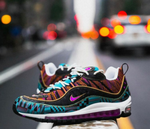 Giay Nike Air Max 98 'Black History Month' CD6090-001
