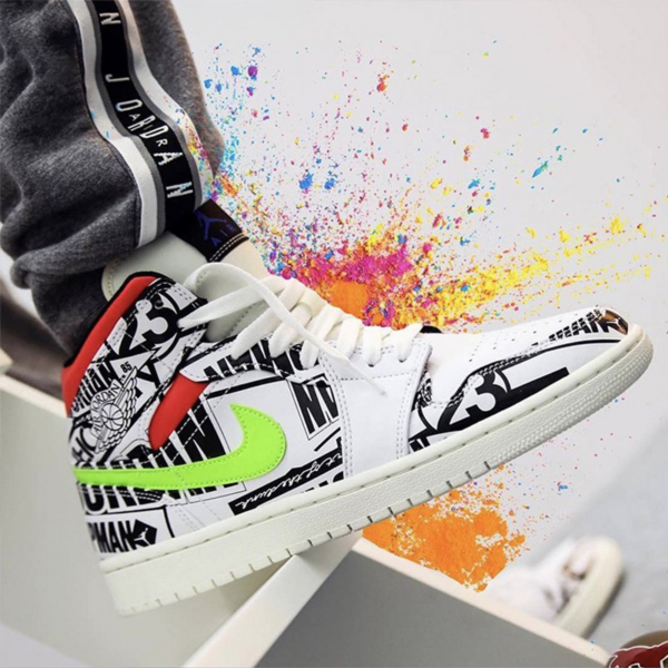 Giày Nike Air Jordan 1 Mid GS 'All Over Logos' 554725-143 - Ảnh 2