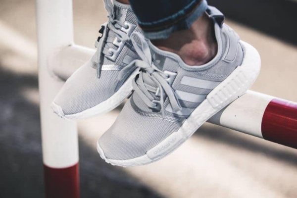 Giày Adidas Wmns NMD R1 'Matte Silver' S76004 - Ảnh 4