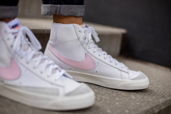 Giày Nike Blazer Mid '77 Vintage 'Pink Foam' BQ6806-108 - Ảnh 3