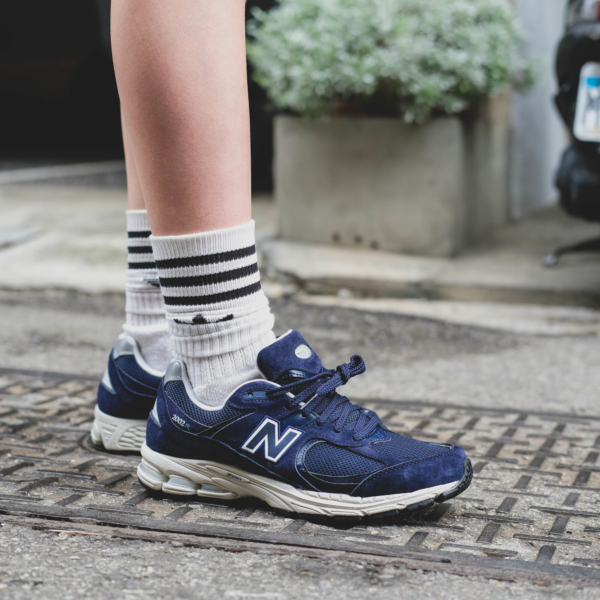 Giày New Balance 2002 'Pigment' ML2002RD - Ảnh 2