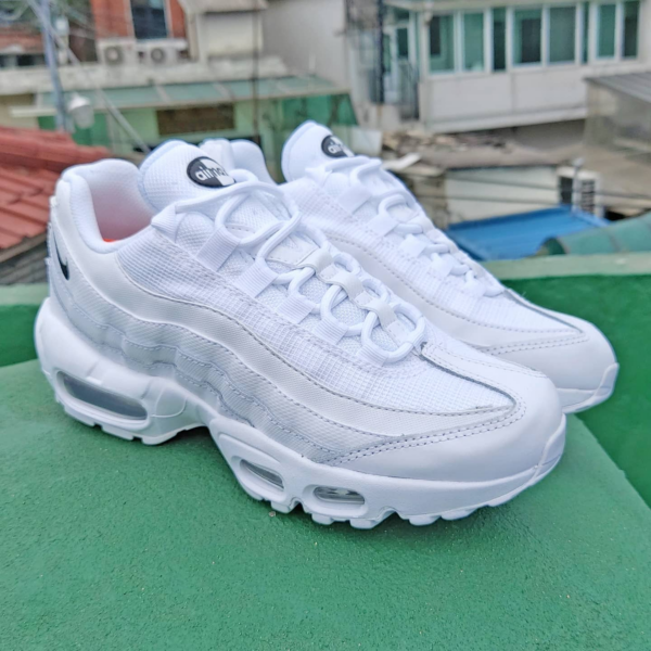 Giày Nike Air Max 95 Essential White Silver AT9865-100 - Ảnh 3