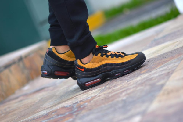 Giày Nike Air Max 95 Essential Cosmic Clay AT9865-014 - Ảnh 6