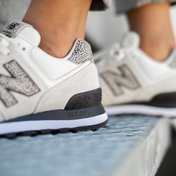 Giày New Balance Wmns 574 Cheetah Print Angora WL574AND - Ảnh 3
