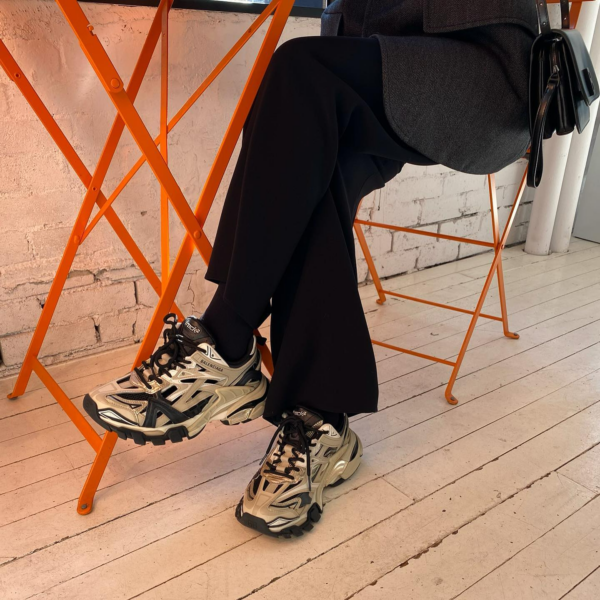 Giày Balenciaga Track.2 Sneaker 'Beige Black' 568614-W2GN3-8071 - Ảnh 3